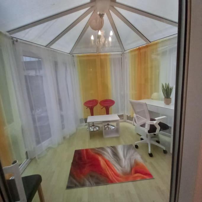 Golden Plush Suites - Beautiful Luxury 3 Bed House In Leicester Eksteriør billede